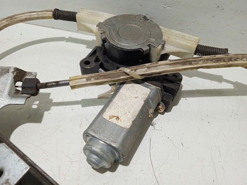 Recambio de elevalunas delantero derecho para chrysler voyager (rg) 2.4 cat referencia OEM IAM 4894536AA  