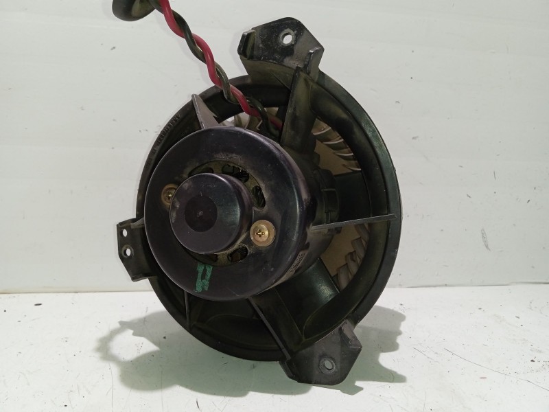 Recambio de ventilador calefaccion para chrysler voyager (rg) 2.4 cat referencia OEM IAM 701133101B  