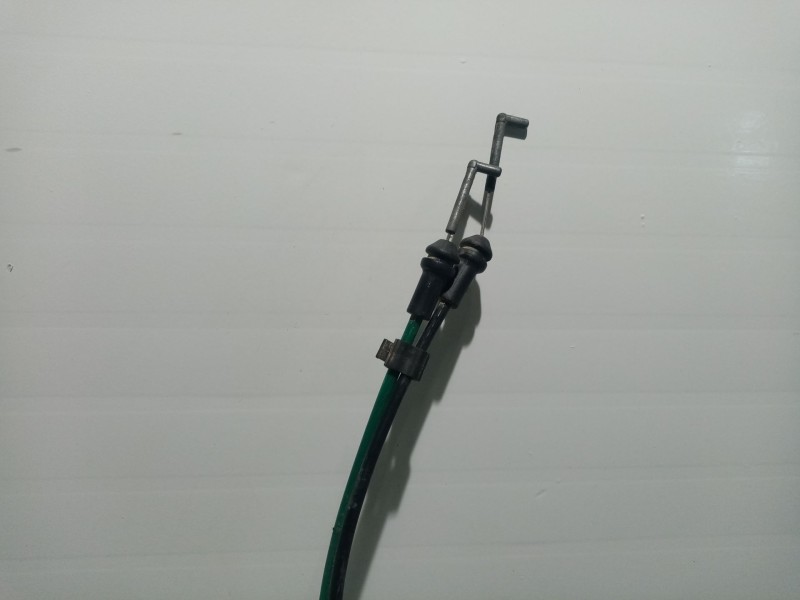 Recambio de cerradura puerta delantera derecha para kia cerato 1.6 cat referencia OEM IAM 8132025030  