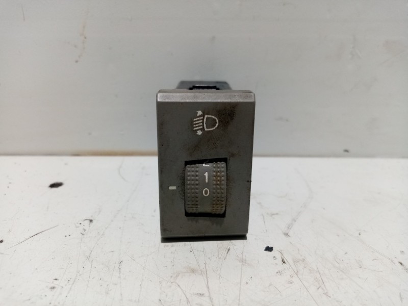 Recambio de mando luces para kia cerato 1.6 cat referencia OEM IAM 3410017M01  