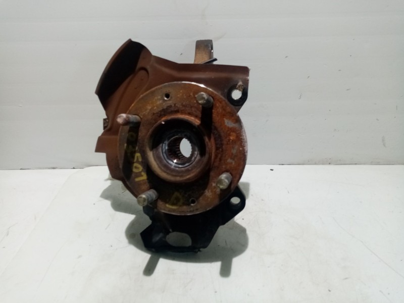 Recambio de mangueta delantera derecha para kia cerato 1.6 cat referencia OEM IAM 5171625000  