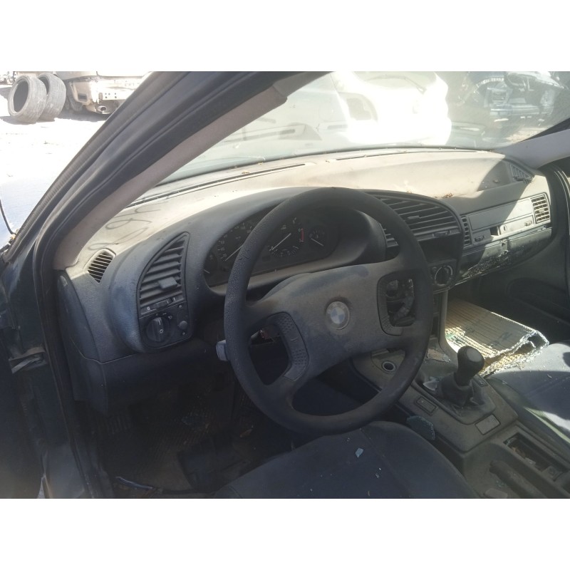 bmw serie 3 berlina (e36) del año 1992