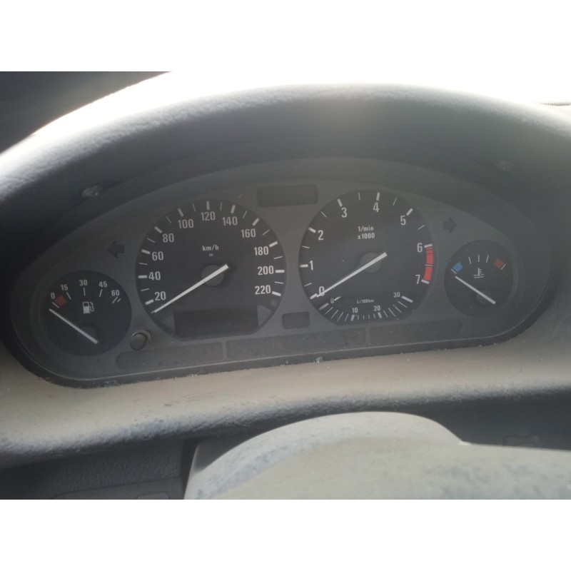 bmw serie 3 berlina (e36) del año 1992