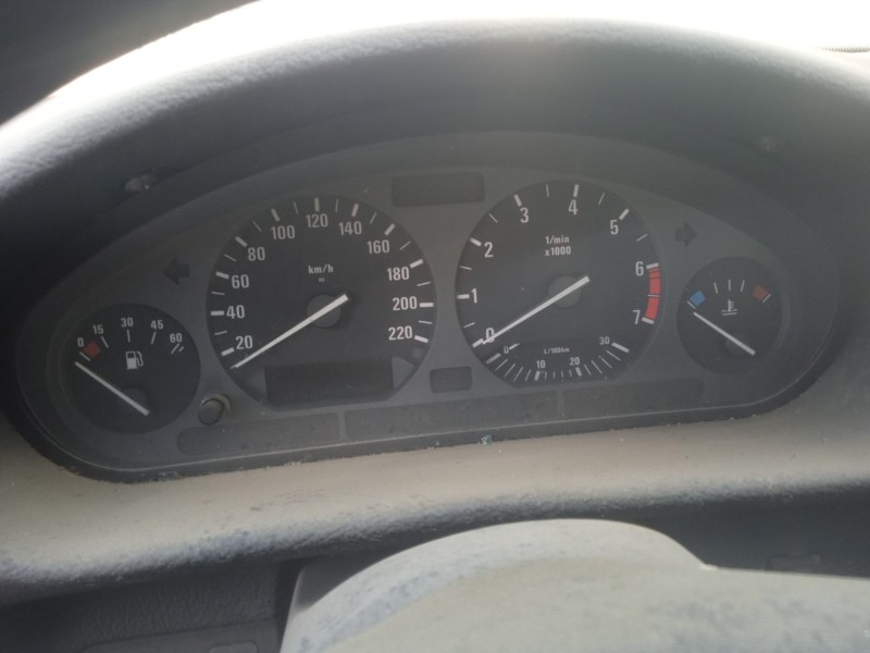 bmw serie 3 berlina (e36) del año 1992