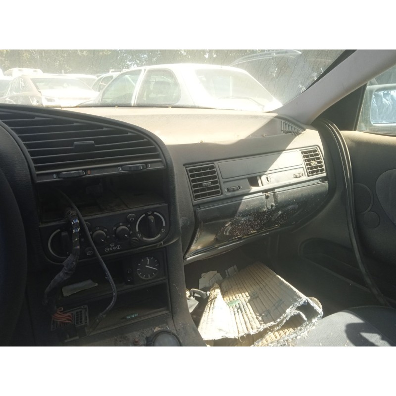 bmw serie 3 berlina (e36) del año 1992