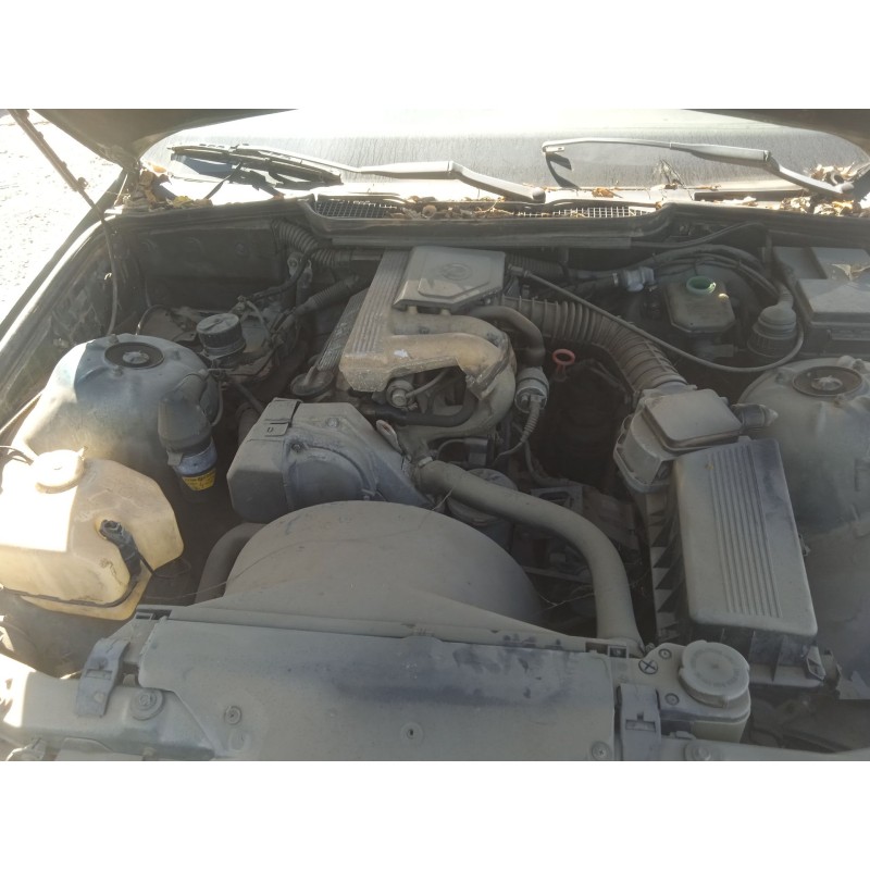 bmw serie 3 berlina (e36) del año 1992