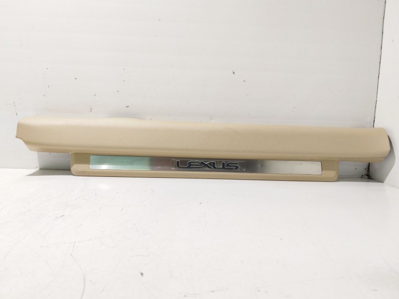 Recambio de moldura para lexus is ii (_e2_) 250 (gse20) referencia OEM IAM 6791053030 6791053040 6791053020