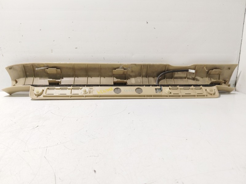 Recambio de moldura para lexus is ii (_e2_) 250 (gse20) referencia OEM IAM 6791053030 6791053040 6791053020