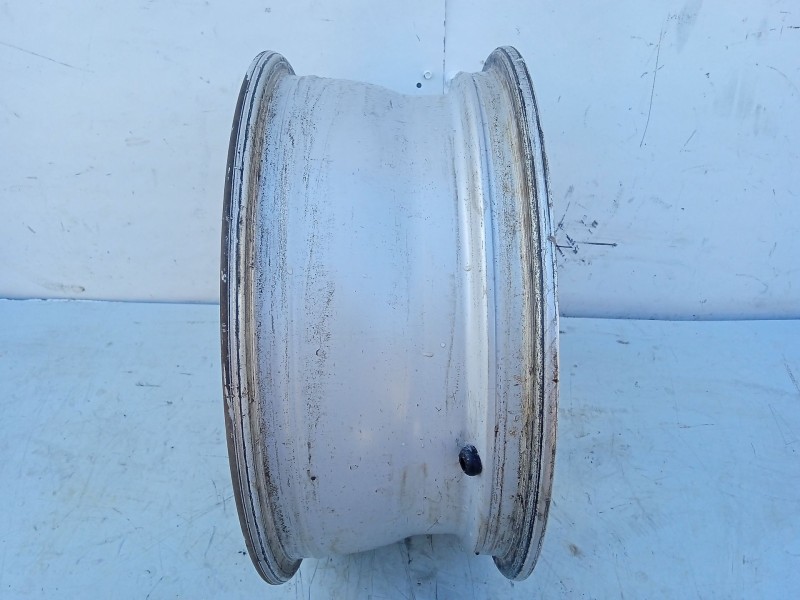 Recambio de llanta para toyota avensis (_t25_) 1.8 (zzt251_) referencia OEM IAM 4261105140 4261105240 