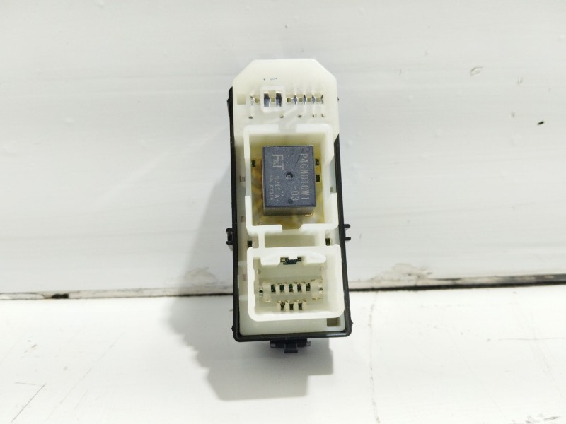 Recambio de mando elevalunas trasero derecho para lexus is ii (_e2_) 250 (gse20) referencia OEM IAM 8403053020 TS5302 515287