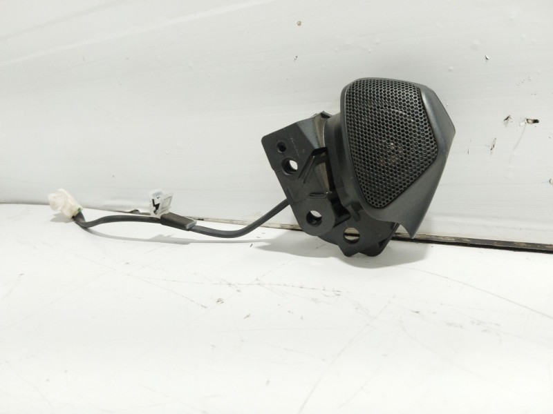 Recambio de altavoz para lexus is ii (_e2_) 250 (gse20) referencia OEM IAM 861600WD30 861600WD30 861600WD30