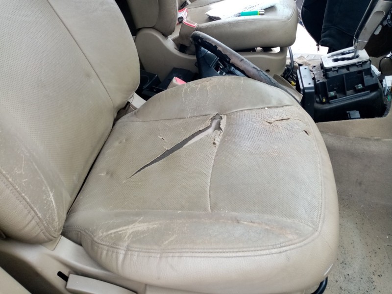 Recambio de asiento delantero derecho para ssangyong rodius i 2.7 xdi referencia OEM IAM 8786752486  