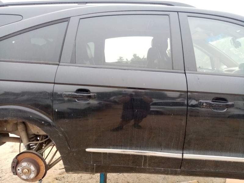 Recambio de puerta trasera derecha para ssangyong rodius i 2.7 xdi referencia OEM IAM   