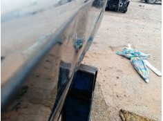 Recambio de puerta trasera izquierda para ssangyong rodius i 2.7 xdi referencia OEM IAM    2