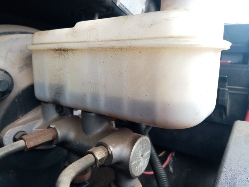 Recambio de bomba freno para ssangyong rodius i 2.7 xdi referencia OEM IAM BM1110983  