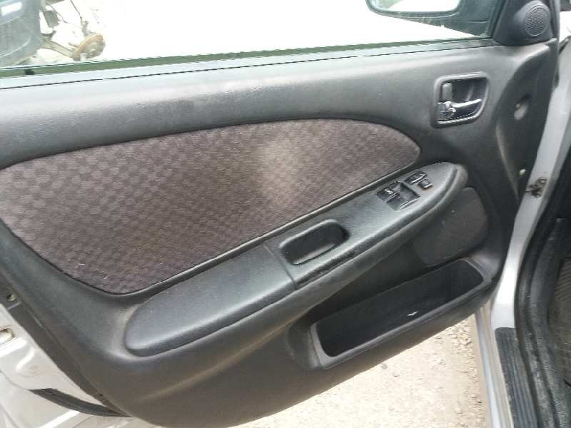 toyota avensis berlina (t 22) 1.6 16v   |   0.97 - ... | 1997 | 110 cv / 81 kw del año 1997