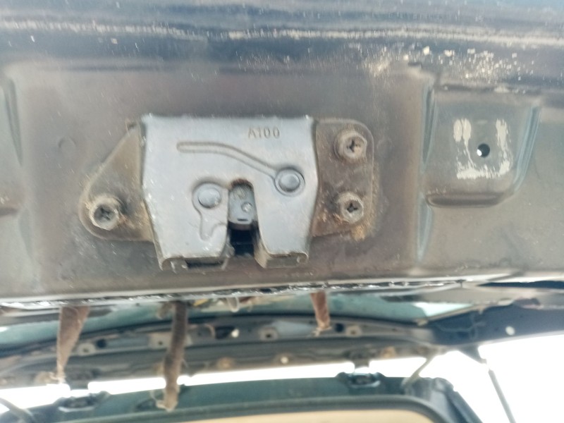 Recambio de cerradura maletero / porton para ssangyong rodius i 2.7 xdi referencia OEM IAM   