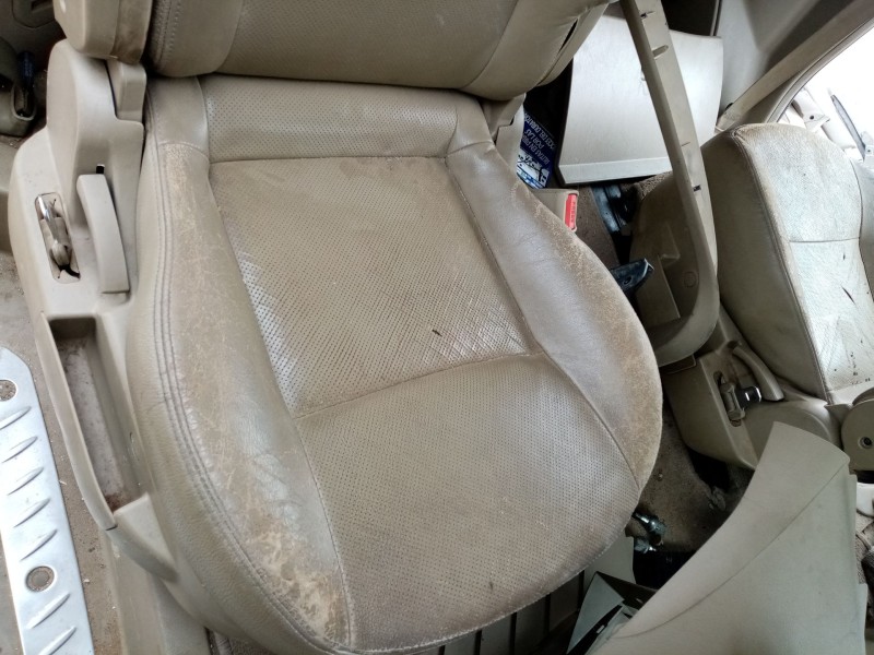 Recambio de asientos trasero derecho para ssangyong rodius i 2.7 xdi referencia OEM IAM   