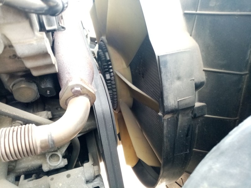 Recambio de ventilador viscoso motor para ssangyong rodius i 2.7 xdi referencia OEM IAM   