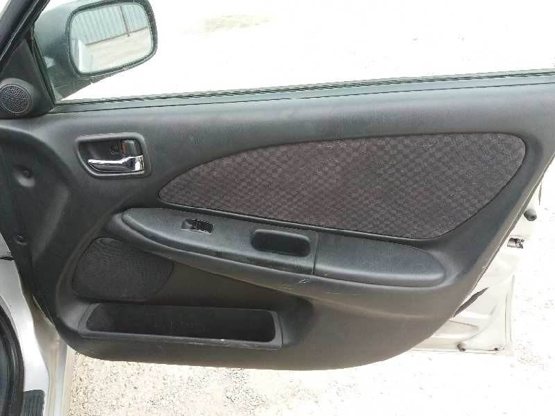 toyota avensis berlina (t 22) 1.6 16v   |   0.97 - ... | 1997 | 110 cv / 81 kw del año 1997