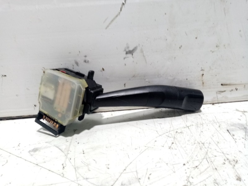 Recambio de mando intermitentes para ssangyong rodius i 2.7 xdi referencia OEM IAM 4813AA  