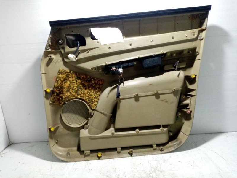 Recambio de guarnecido puerta delantera izquierda para ssangyong rodius i 2.7 xdi referencia OEM IAM K7220121000  