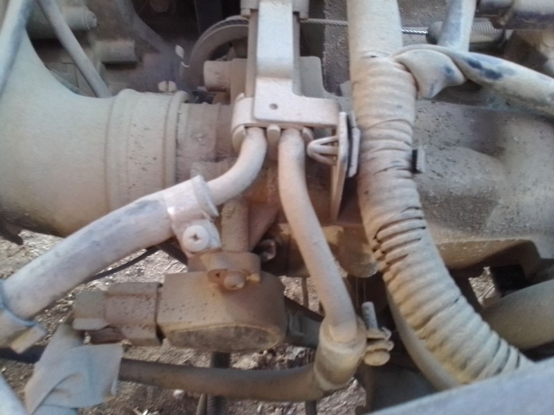 Recambio de caja mariposa para nissan vanette cargo referencia OEM IAM 161191C400  