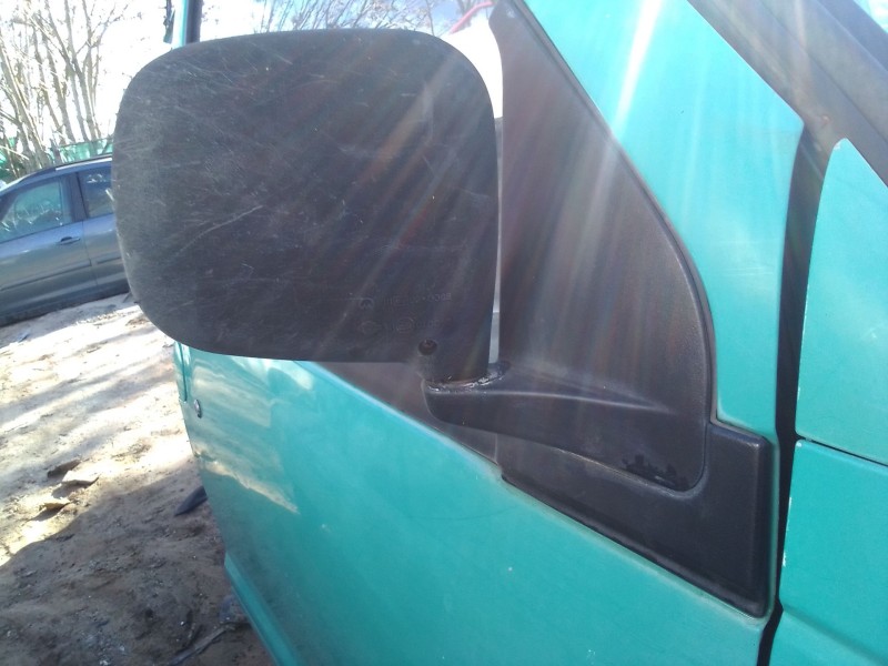 Recambio de retrovisor derecho para nissan vanette cargo referencia OEM IAM 963019C000  