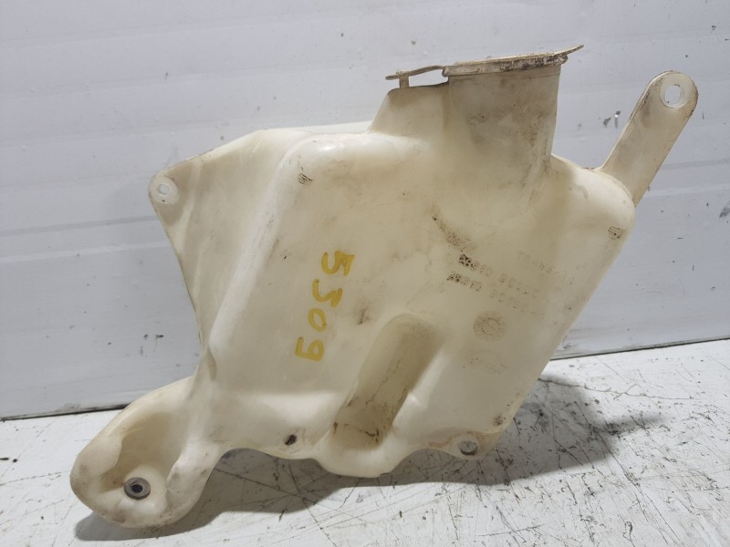 Recambio de deposito limpia para nissan vanette cargo referencia OEM IAM 289109C100  