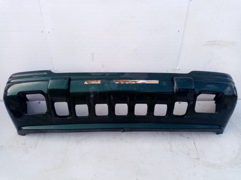 Recambio de paragolpes delantero para jeep cherokee (j) referencia OEM IAM 5DN63SS5  