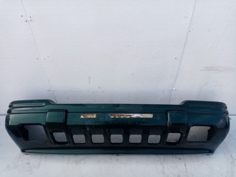 Recambio de paragolpes delantero para jeep cherokee (j) referencia OEM IAM 5DN63SS5  