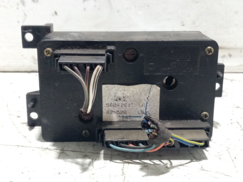 Recambio de mando limpia para jeep cherokee (j) referencia OEM IAM 56042613  