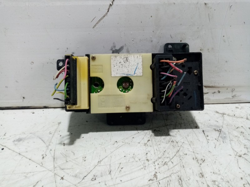 Recambio de mando luces para jeep cherokee (j) referencia OEM IAM 758150  