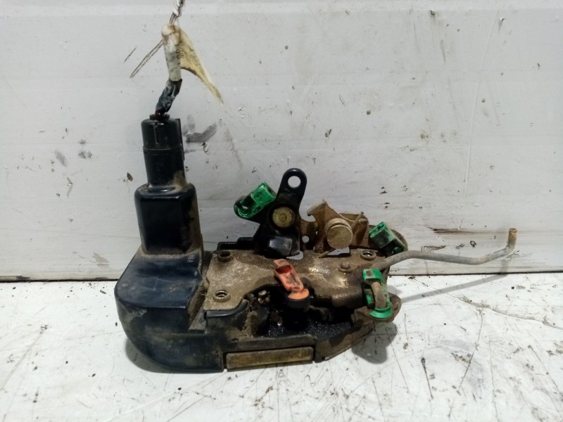 Recambio de cerradura puerta delantera izquierda para jeep cherokee (j) referencia OEM IAM 4773637  