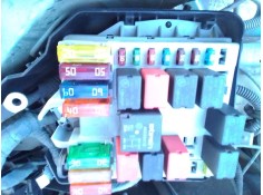 Recambio de caja reles / fusibles para fiat punto berlina referencia OEM IAM 46760257DS   2
