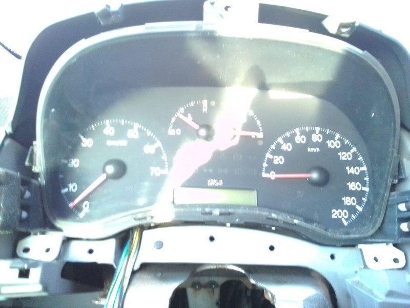 Recambio de cuadro instrumentos para fiat punto berlina referencia OEM IAM 46812967  