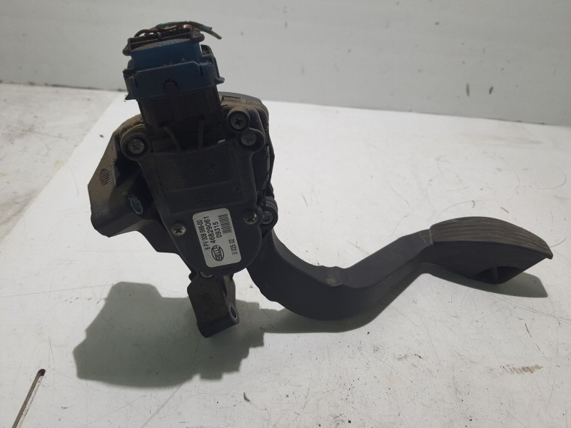 Recambio de potenciometro pedal para fiat punto berlina referencia OEM IAM 46829061 6PV00856800 09315