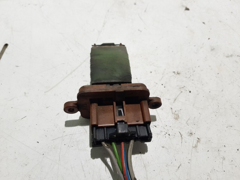 Recambio de resistencia calefaccion para fiat punto berlina referencia OEM IAM 46770859  