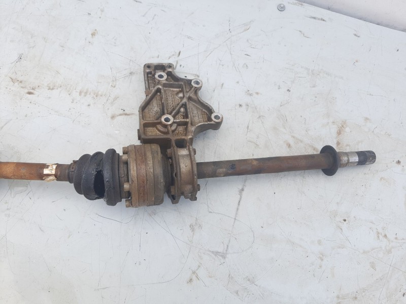 Recambio de transmision delantera derecha para fiat punto berlina referencia OEM IAM 46307688  