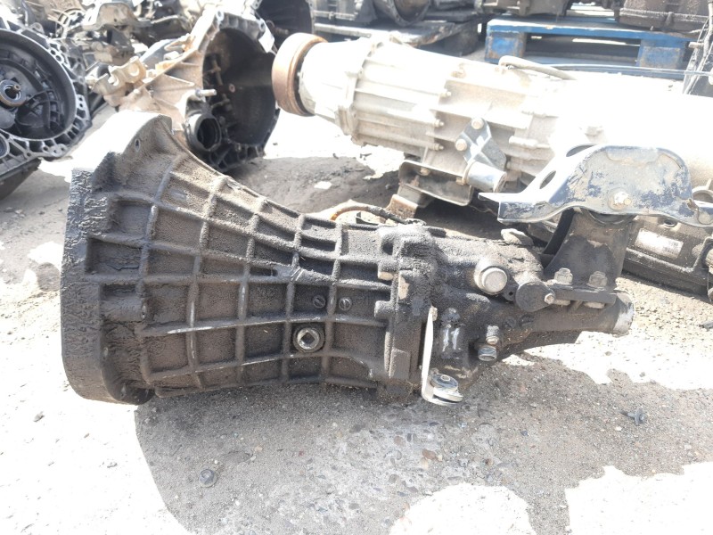 Recambio de caja cambios para nissan vanette cargo referencia OEM IAM 320109C080  