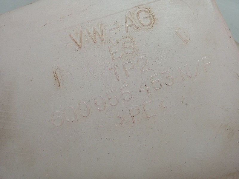 Recambio de deposito limpia para vw polo (9n_, 9a_) 1.4 tdi referencia OEM IAM 6Q0955453N  