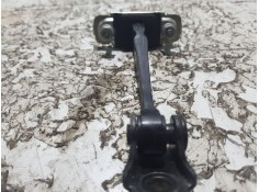 Recambio de retenedor puerta para chevrolet aveo berlina hatchback 1.2 cat referencia OEM IAM 164452   2