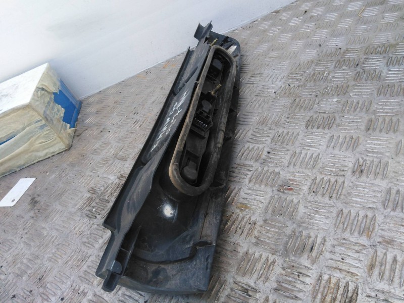 Recambio de piloto trasero izquierdo para renault kangoo (f/kc0) 1.9 diesel   |   0.97 - ... | 1997 | 54 cv / 40 kw referencia O
