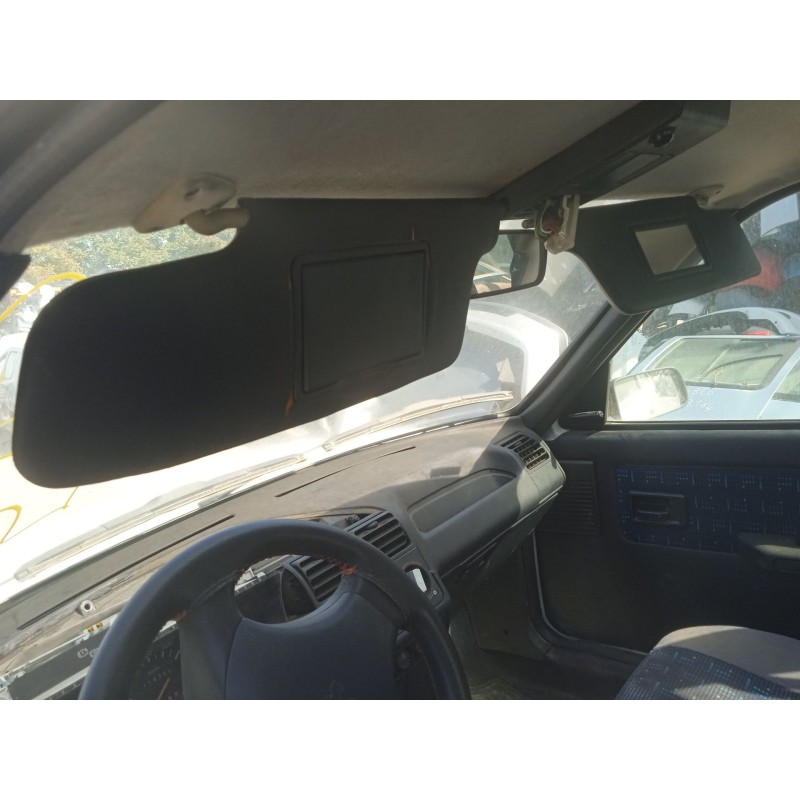 peugeot 205 furgoneta/hatchback del año 1997