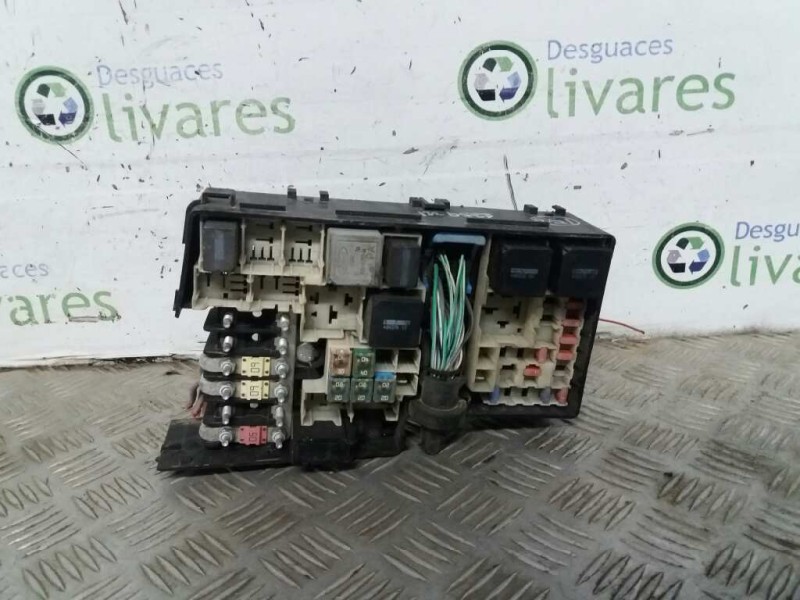 Recambio de caja reles / fusibles para  referencia OEM IAM 518804109 3M5T14067BC 