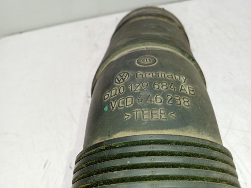 Recambio de tubo para vw polo (9n_, 9a_) 1.4 tdi referencia OEM IAM 6Q0129684AB  