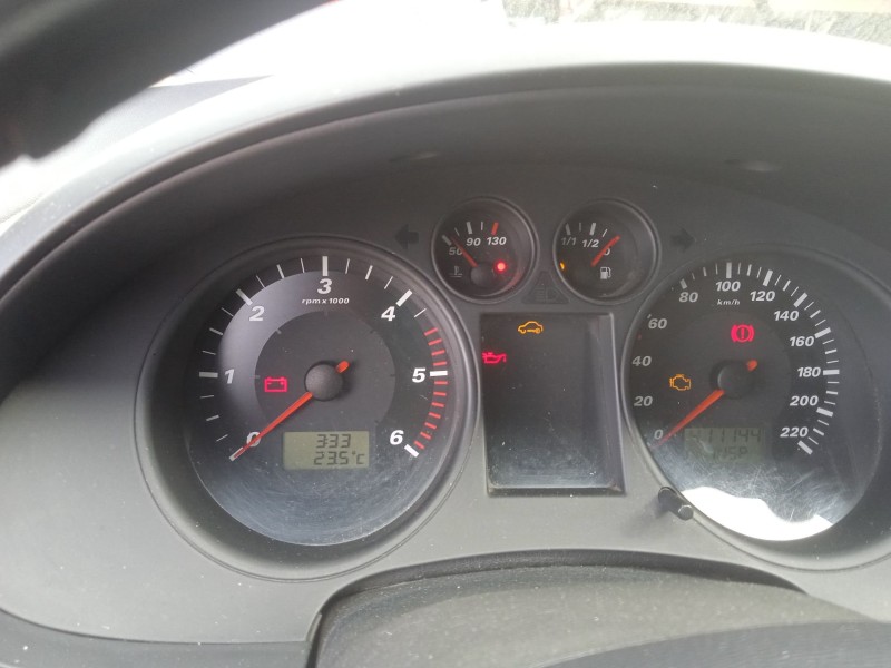 seat cordoba (6l2) del año 2003