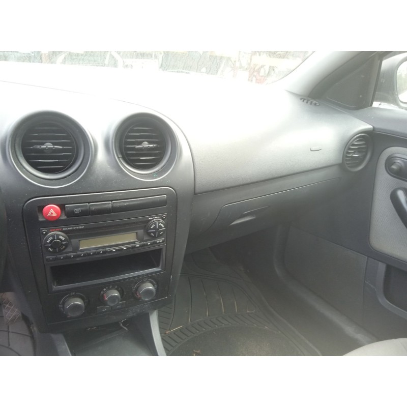 seat cordoba (6l2) del año 2003