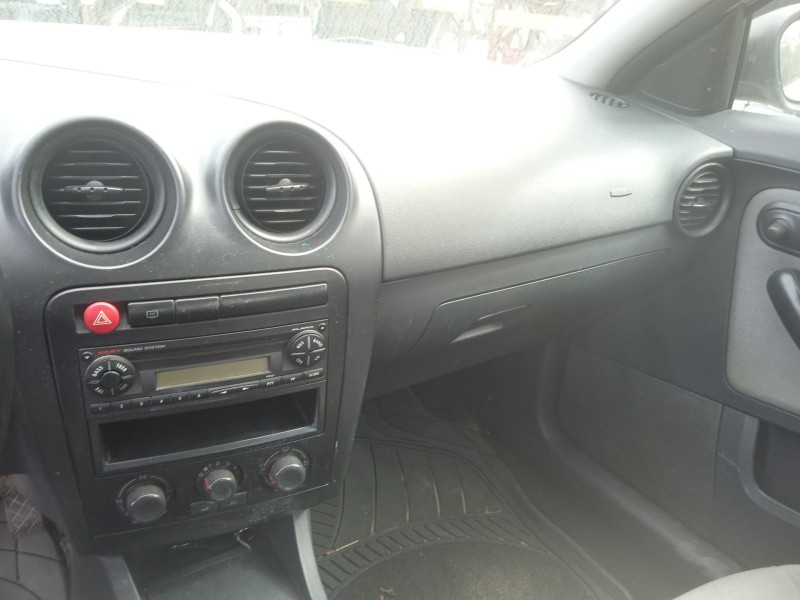 seat cordoba (6l2) del año 2003