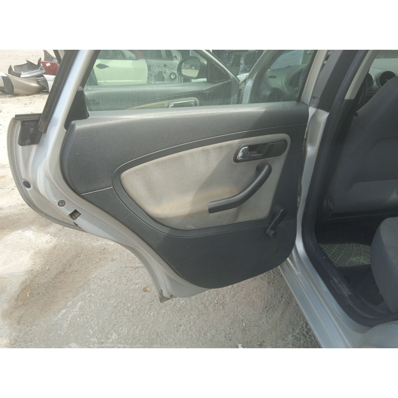 seat cordoba (6l2) del año 2003